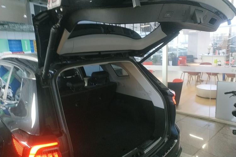 Used Chery Tiggo 8 PRO New Energy 2023 Champion Edition 1.5T 100km Glory Version
