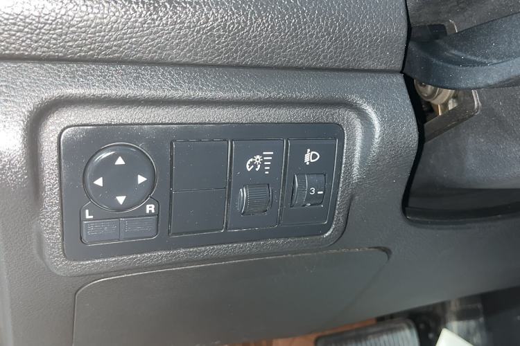 Used Huatai Santa Fe 2016 1.5T Gasoline Automatic Two-Wheel Drive Elite Model