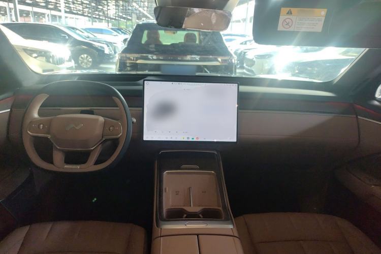 Used ONVO Luxeed L90 
