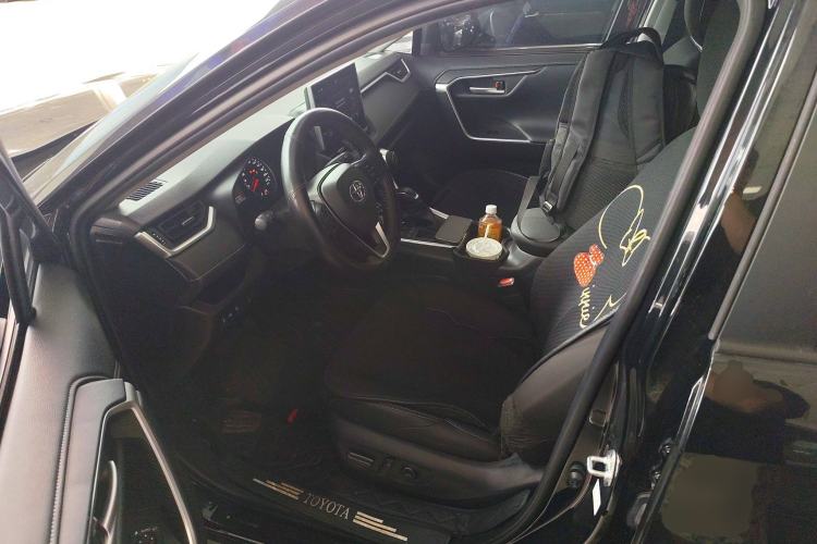 Used Toyota Wildlander 2022 2.0L CVT Two-Wheel Drive Luxury PLUS Edition
