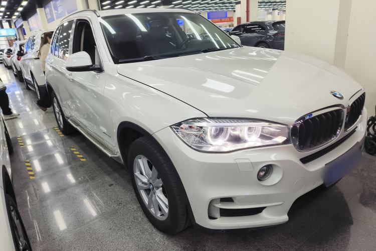 Used BMW X5 2015 xDrive28i
