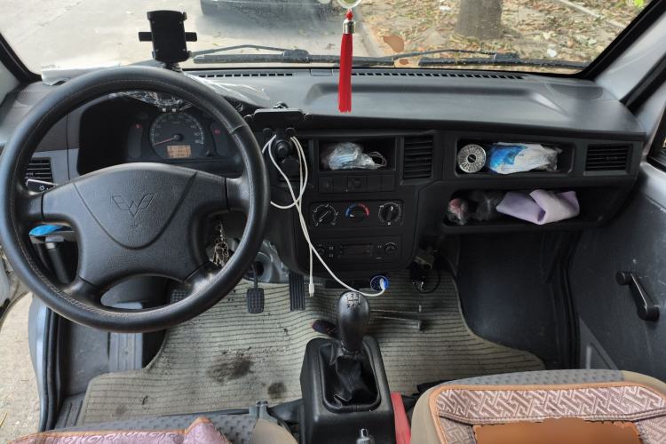 Used Wuling Zhiguang 2015 1.2L Practical LS-I Model