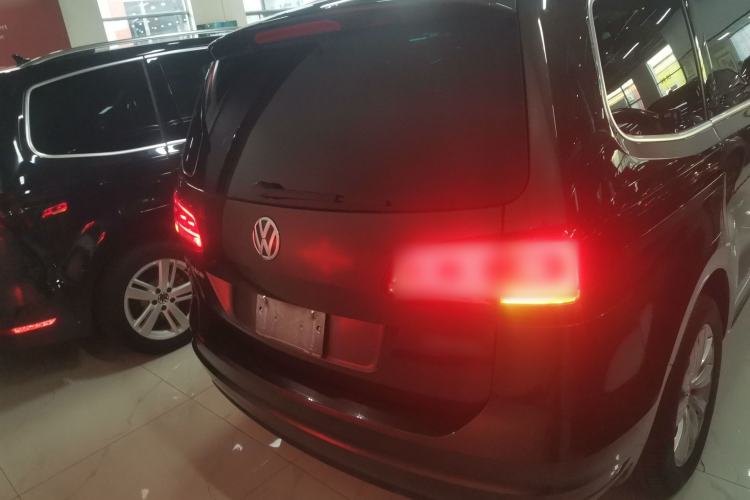 Used Volkswagen Sharan 2016 380TSI Luxury 7-Seater
