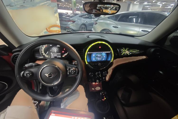 Used  MINI 2021 1.5T COOPER Classic Edition