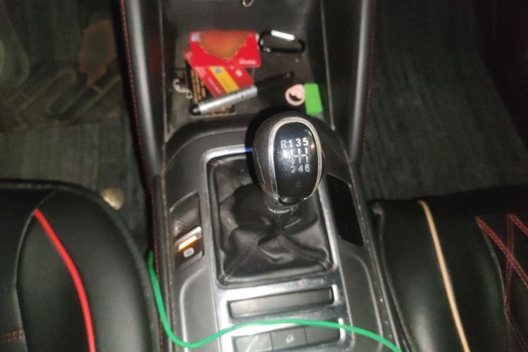 Used Changan CS55 2017 1.5T Manual Colorful Edition
