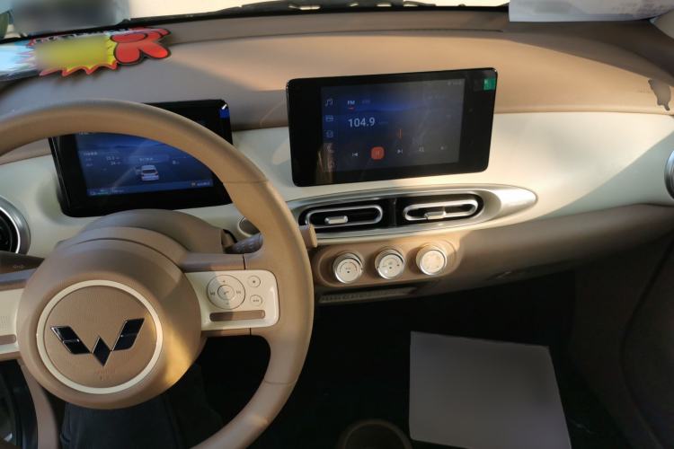 Used Wuling Hongguang MINIEV 2025 Four-Door Version Zhenxiang+ Edition
