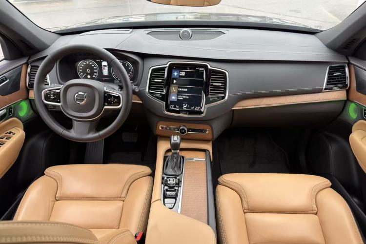 Used Volvo XC90 2019 T6 Zhiya Edition 7-Seater China VI Standard
