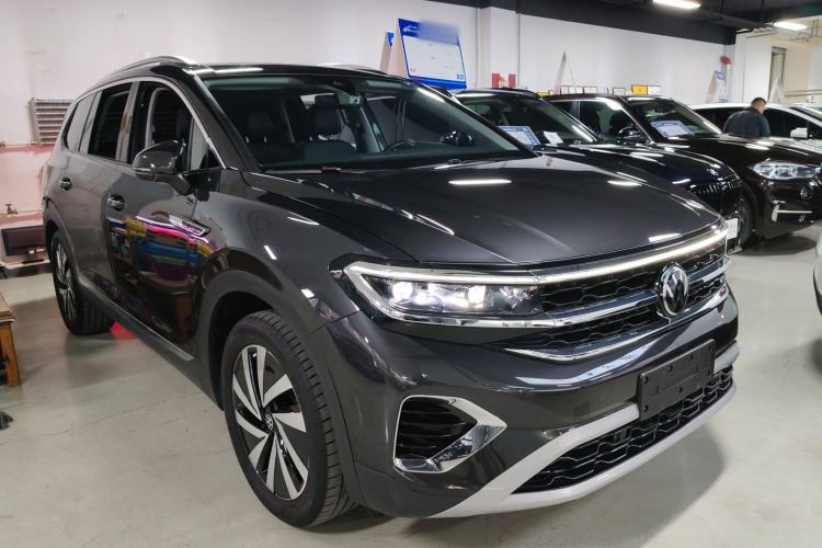 Used Volkswagen Talagon 2022 380TSI All-Wheel-Drive Luxury Prestige Pro 7-Seater
