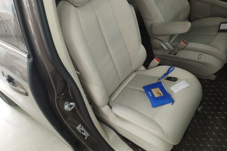 Used Buick GL8 2021 Land Cruiser Executive Class 652T Comfort Model
