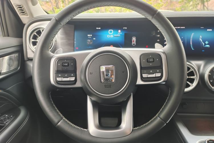 Used Tank 300 2021 City Edition 2.0T—Truly Stylish
