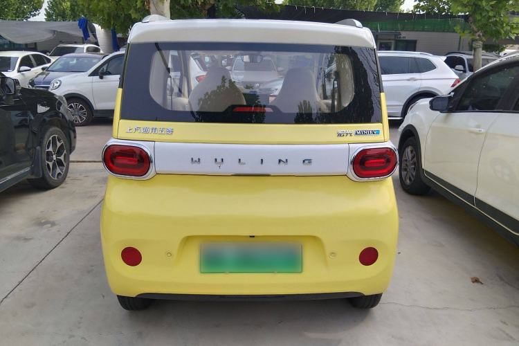 Used Wuling Hongguang MINIEV 2024 3rd Generation 215km Advanced Version
