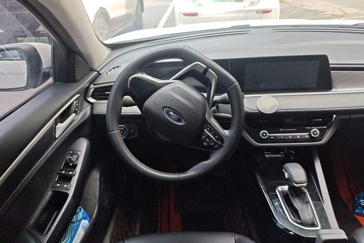 Used Ford Escort 2021 1.5L Automatic Platinum Edition
