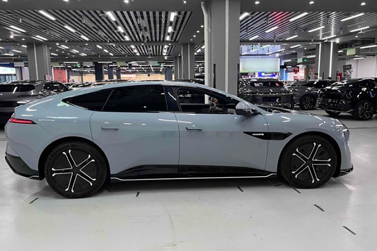 Used  12 2023 650 Three-Laser Four-Wheel Drive Performance Edition
