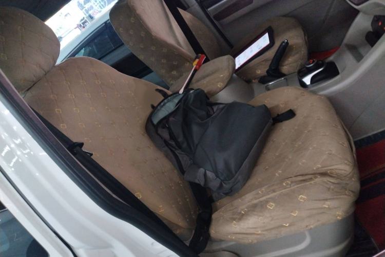 Used FORTHING Lingzhi M5 2020 Long-Range Luxury 7-Seater Model
