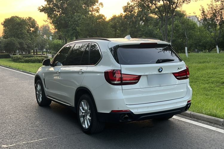 Used BMW X5 2015 xDrive28i
