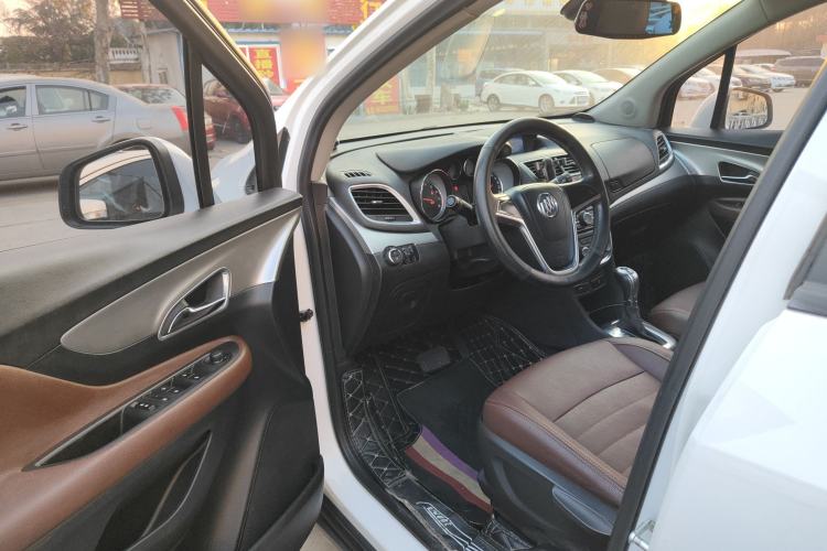 Used Buick Encore 2015 1.4T Automatic Two-Wheel Drive Urban Elite Version
