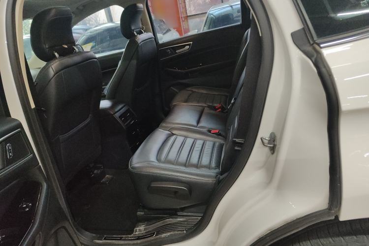 Used Ford Edge 2018 Facelifted EcoBoost 245 Two-Wheel-Drive Platinum Edition 5 Seats China V Emission Standard
