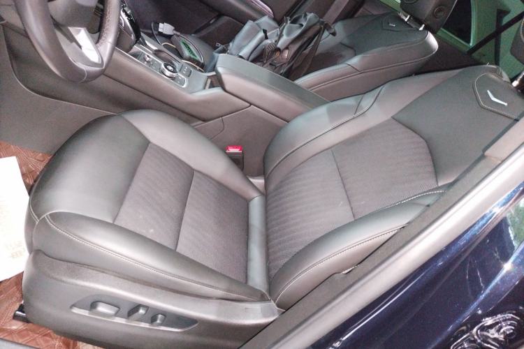 Used Cadillac XT4 2021 28T Two-Wheel Drive Tech Edition