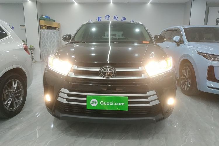 Used Toyota Highlander 2018 2.0T Four-Wheel Drive Luxury Version 7 Seats China VI Standard

