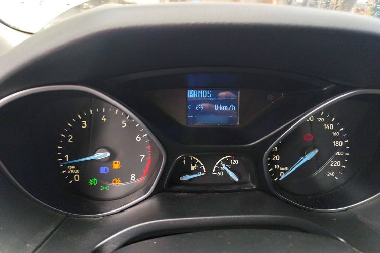 Used Ford Focus 2015 Sedan EcoBoost 125 Automatic Supreme Style Edition
