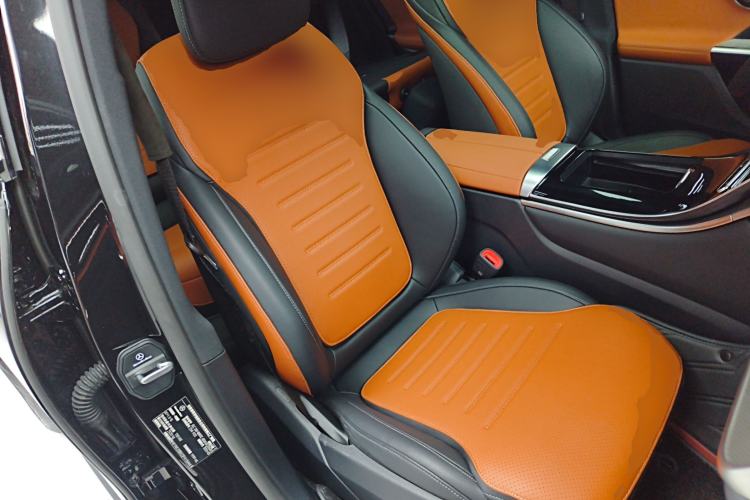 Used Mercedes-Benz GLC Coupe 2025-Year Restyled GLC 260 4MATIC Coupe SUV
