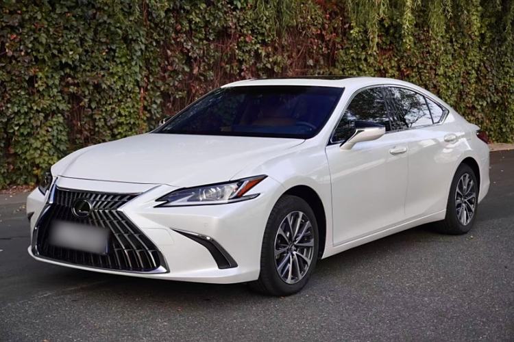 Used Lexus ES 2023 200 Excellence Edition