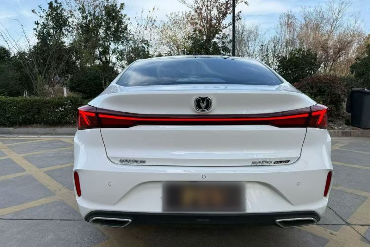 Used Changan Eado 2025 PLUS 1.4T Dual-Clutch High-Energy Version
