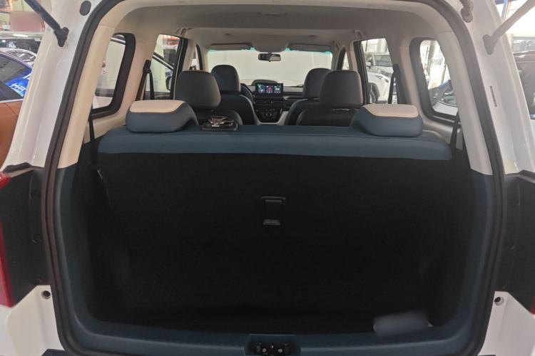 Used SWM Dahu EDi 2023 EDi 1.5L Comfort Model 7 Seats
