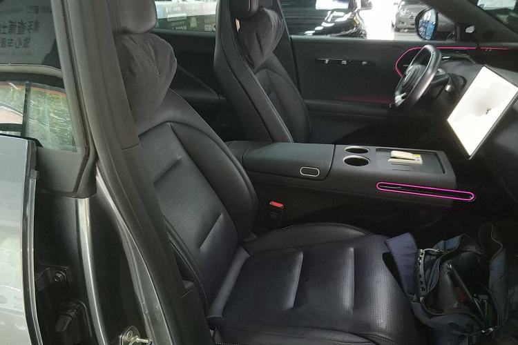 Used  07 2024 Max Extended-Range Edition
