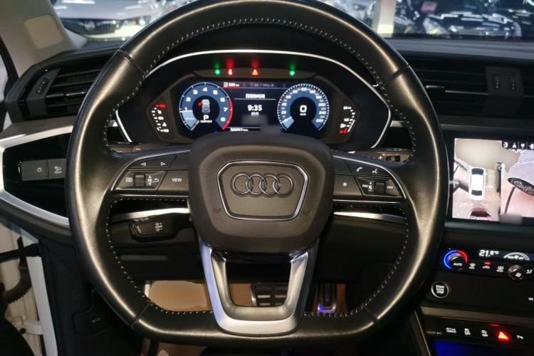 Used Audi Q3 2021 40 TFSI Fashion Dynamic Model
