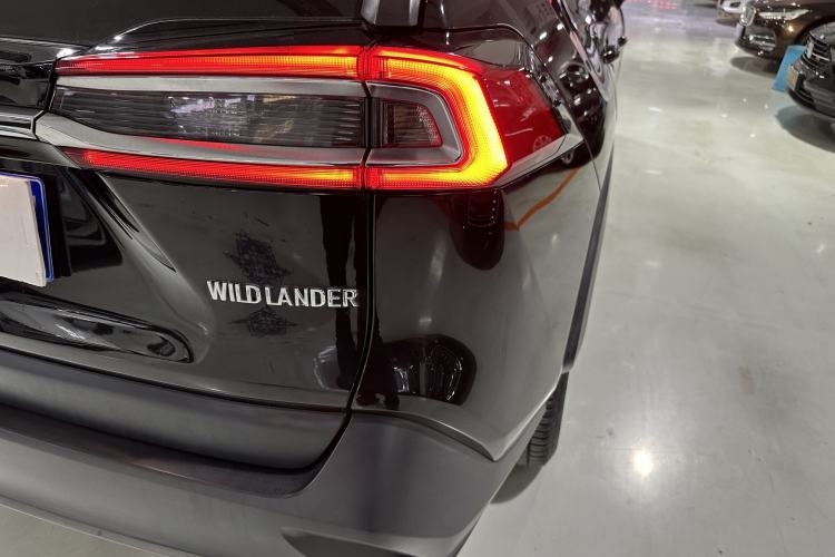 Used Toyota Wildlander 2020 2.0L CVT Two-Wheel Drive Leading Edition
