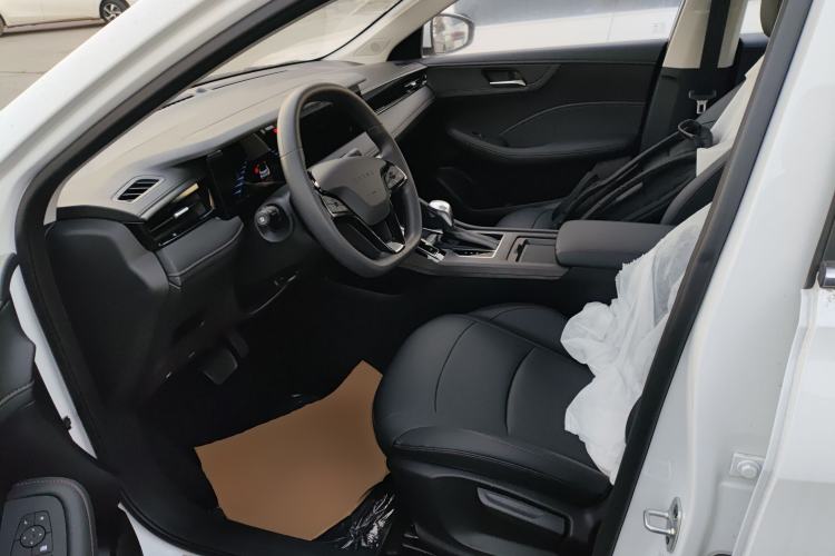 Used Roewe i5 2023 1.5L CVT Luxury Edition
