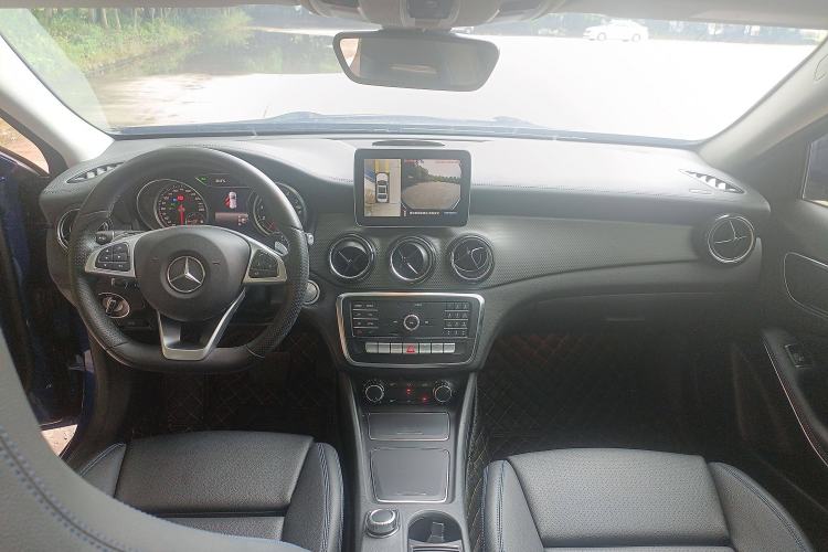 Used Mercedes-Benz GLA 2019 GLA 200 Fashion Model
