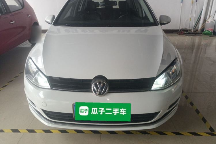 Used Volkswagen Golf 2016 230TSI Automatic Luxury Version
