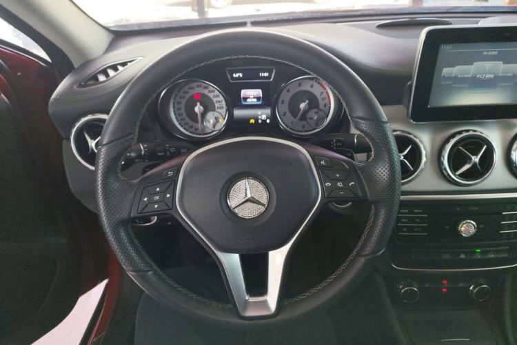 Used Mercedes-Benz GLA 2016 GLA 200 Fashion Model