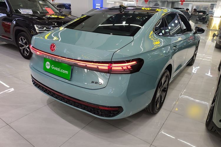 Used Volkswagen Passat 2025 Pro 380TSI Starry Dragon Luxury Edition
