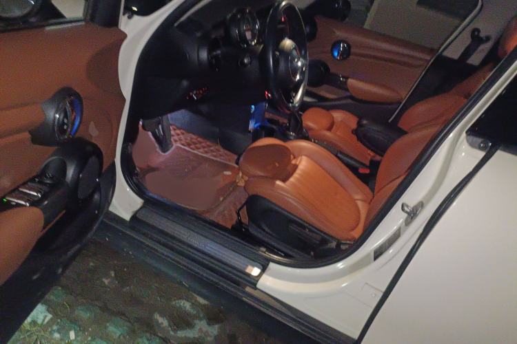 Used  MINI 2016 1.5T COOPER Five-Door Edition
