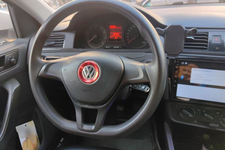 Used Volkswagen Santana 2016 1.4L Manual Fashion Edition
