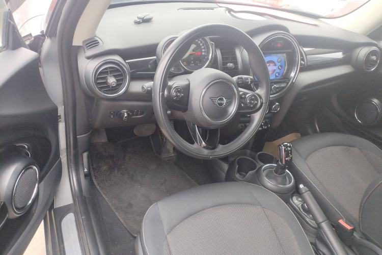 Used  MINI 2021 1.5T ONE PLUS
