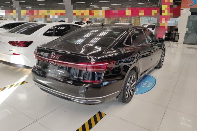Used Volkswagen Passat 2024 380TSI Dragon Edition
