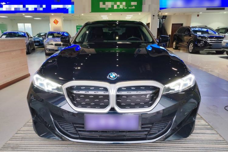 Used BMW i3 2024 eDrive 35 L
