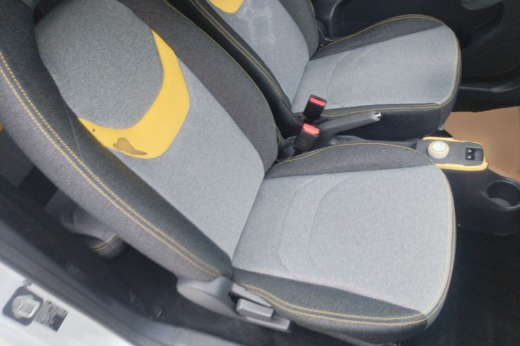 Used Chery QQ Ice Cream 2022 120km Milkshake Phosphate Lithium-Iron