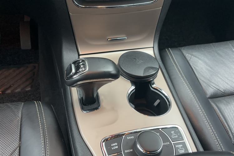 Used  Grand Cherokee 2014 3.6L Elite Navigation Edition
