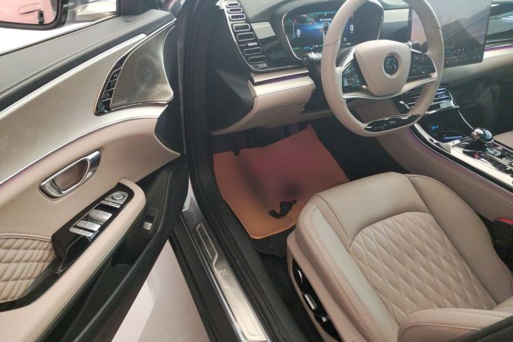 Used BYD Han 2024 EV Glory Edition 605KM Front-Wheel-Drive Premium Model
