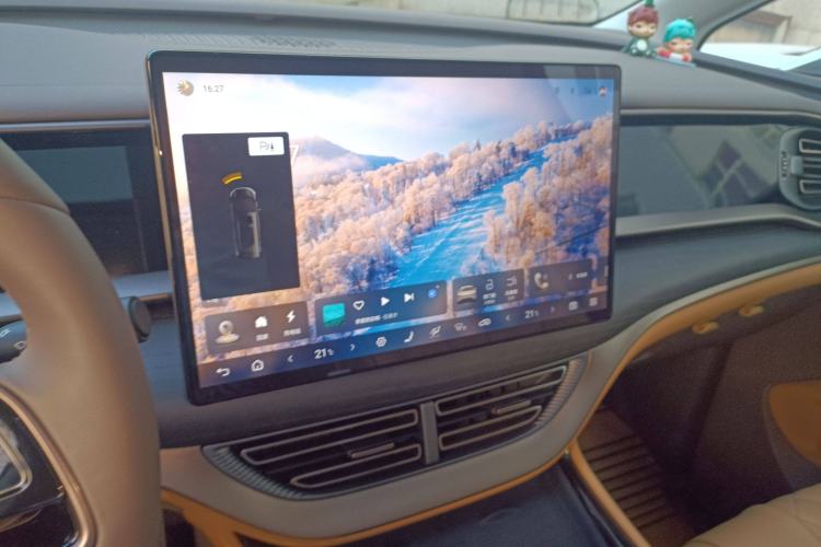 Used Denza D9 2022 DM-i 970 Four-Wheel Drive Prestige Model
