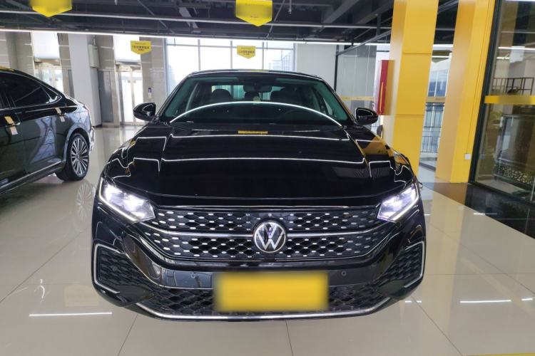 Used Volkswagen Passat 2022 330TSI Starry Elite Edition
