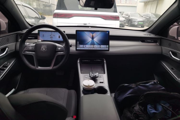 Used BYD Qin PLUS 2025 DM-i Smart Drive 120KM Superior Model
