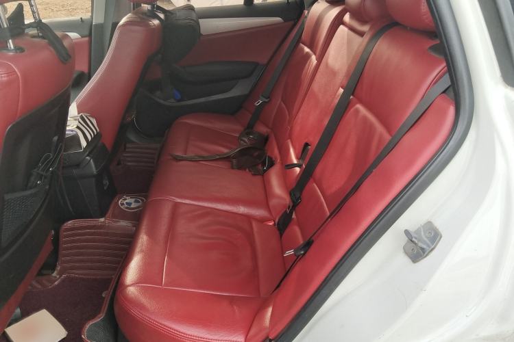 Used BMW X1 2013 sDrive18i Fashion Model
