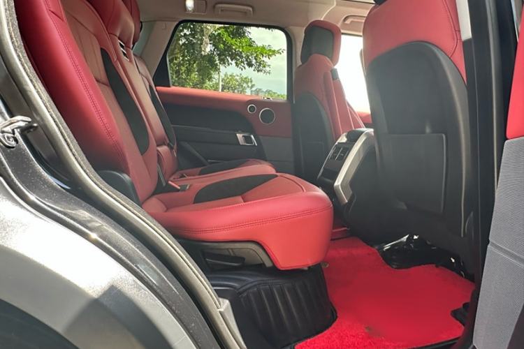 Used Land Rover Range Rover Sport 2020 3.0 L6 SE