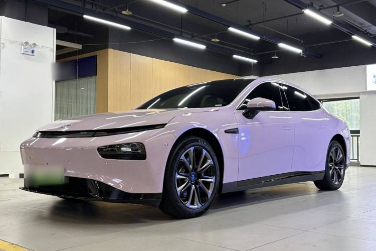 Used XPeng P7 2022 670E+
